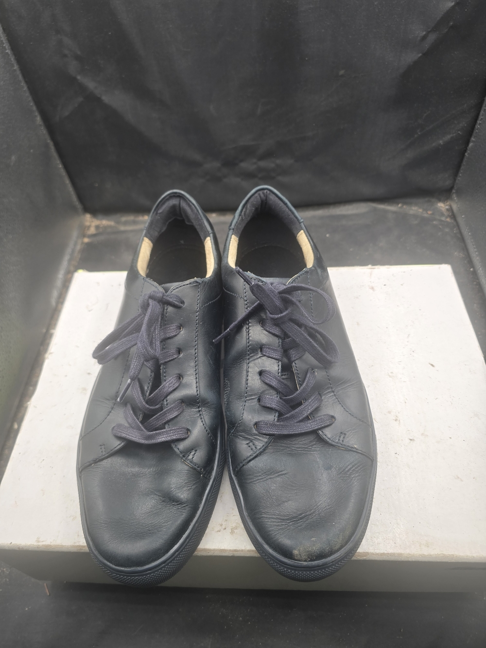 Banana Republic Men's Dark Navy Leather Lace-Up Sneakers